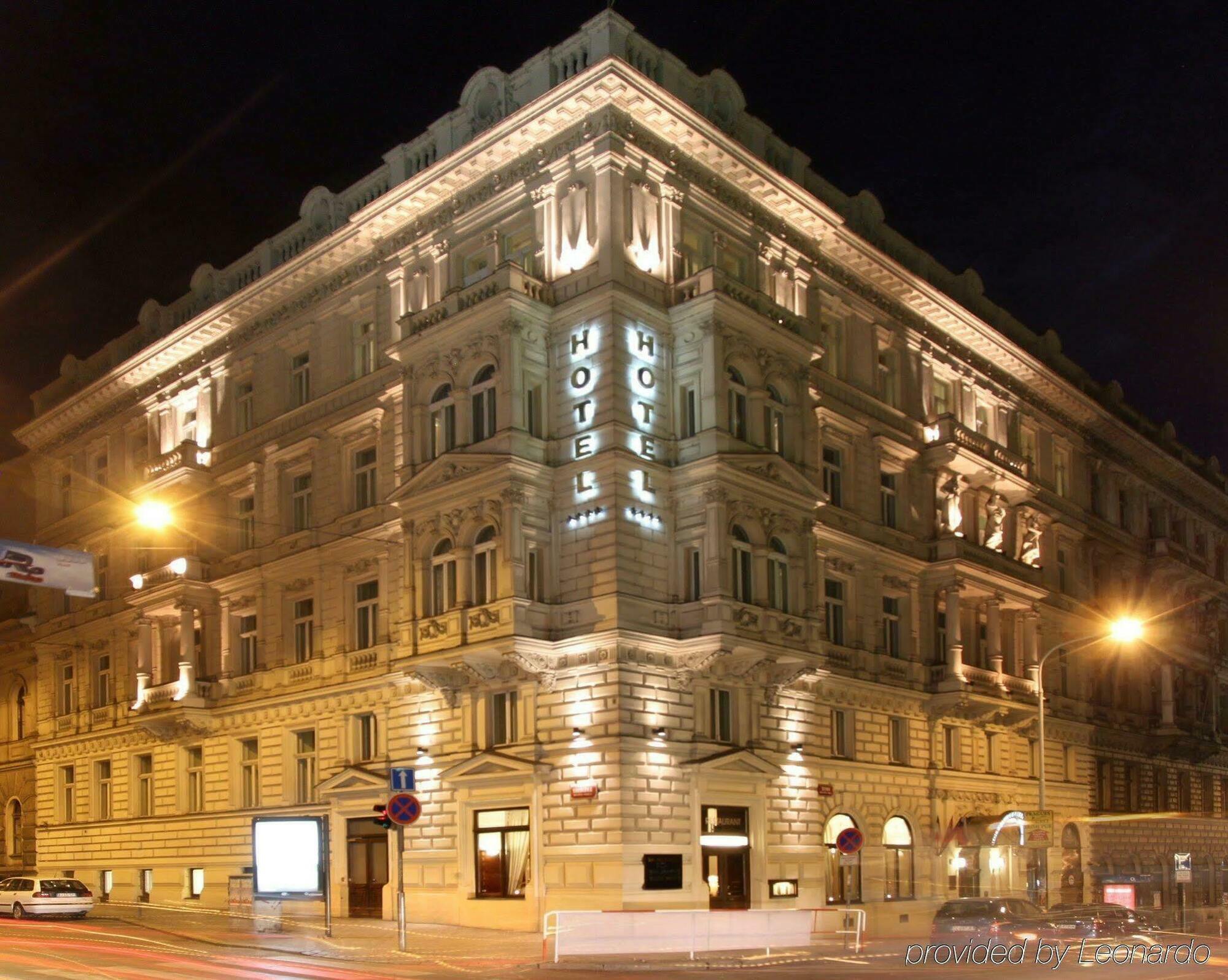 Boutique Hotel Seven Days Prag Dış mekan fotoğraf